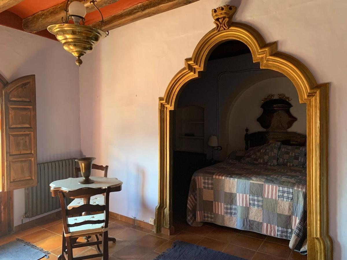 Masia Cal Millas - Turisme Rural Castellfullit de Riubregos Bagian luar foto