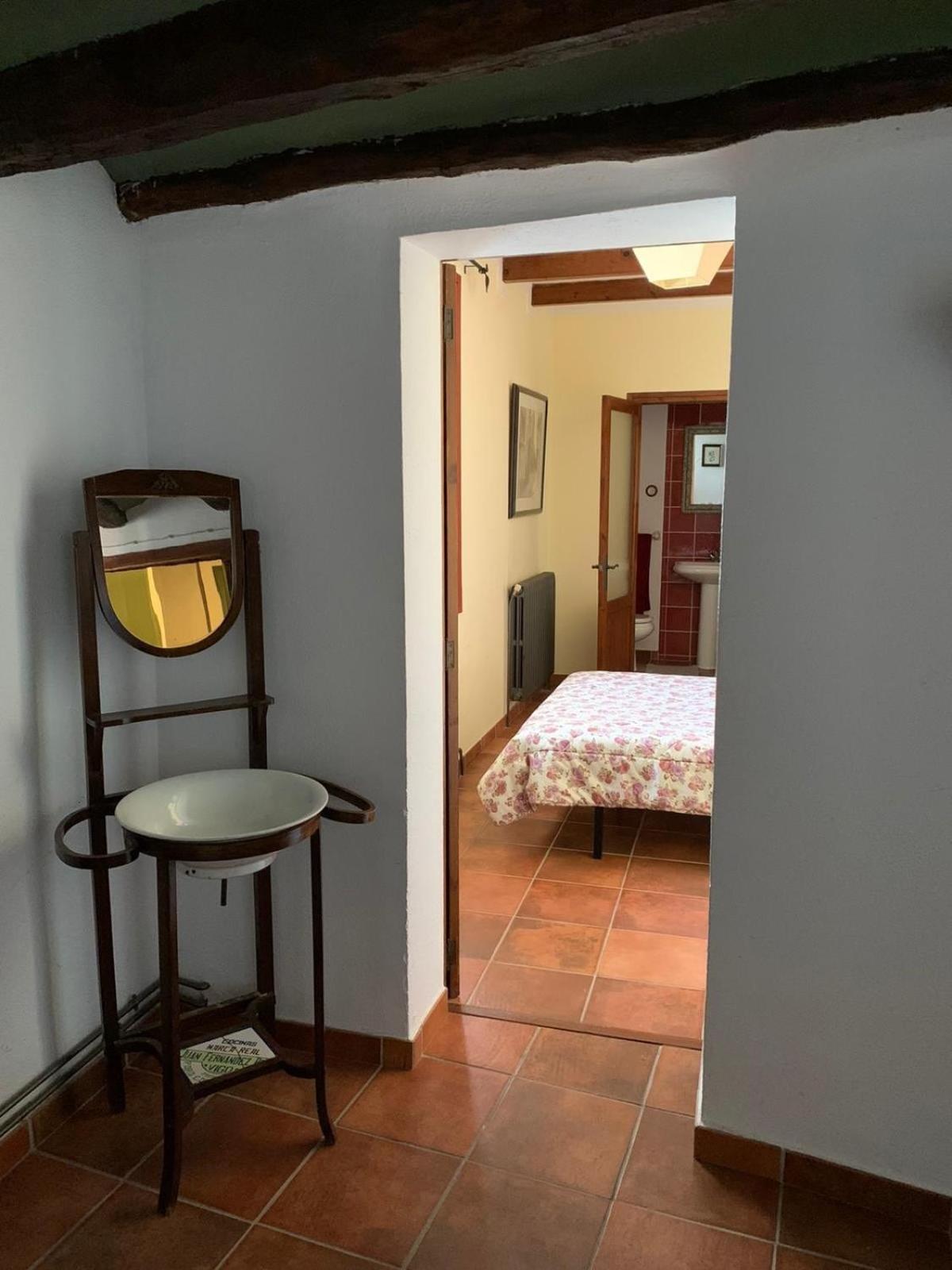 Masia Cal Millas - Turisme Rural Castellfullit de Riubregos Bagian luar foto