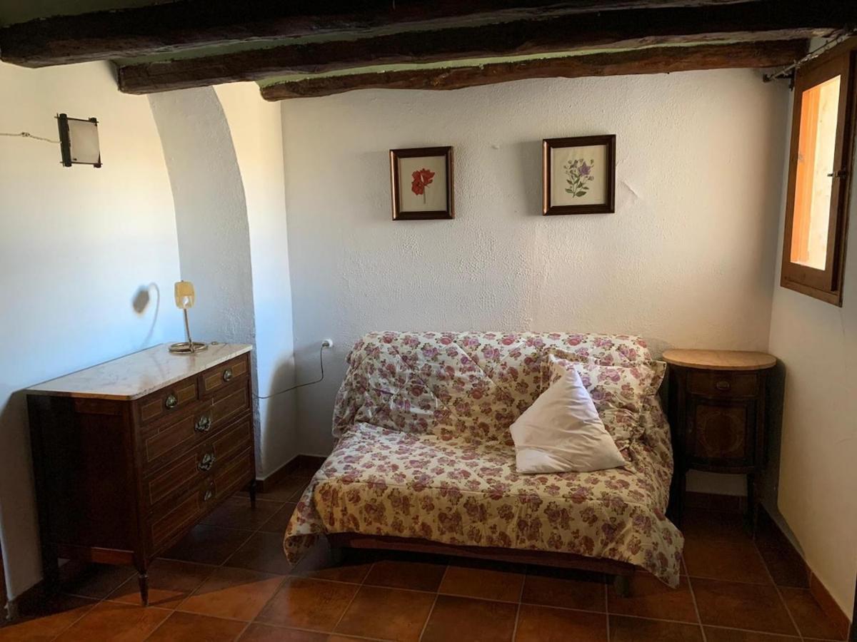 Masia Cal Millas - Turisme Rural Castellfullit de Riubregos Bagian luar foto